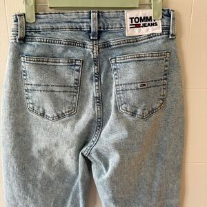 Tommy Jeans | Size 26 | Distressed Light Denim High Rise Mom Jeans